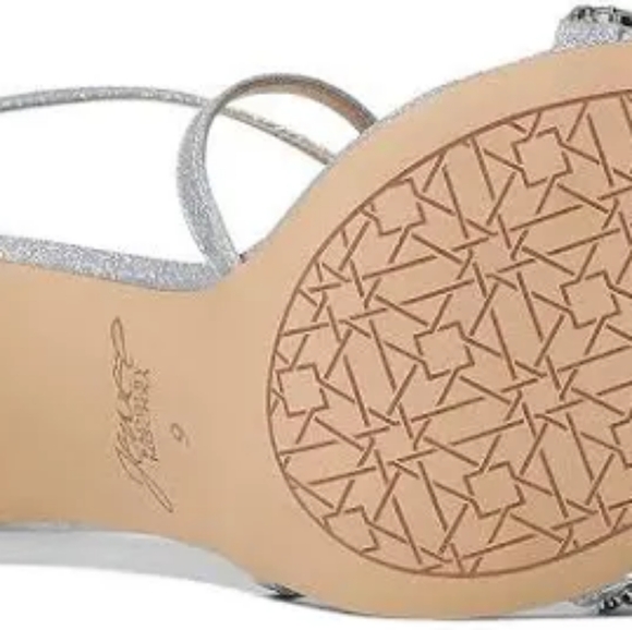 Jewel Badgley Mischka - Picture 4 of 7